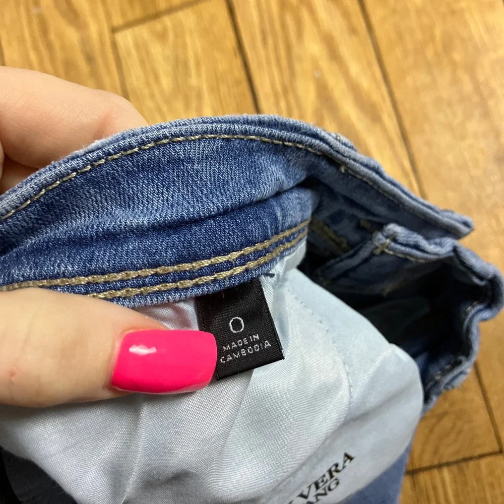 Simply Vera Vera‎ Wang Denim Jeans Women's Size 0 Distressed Frayed Hem Skinny